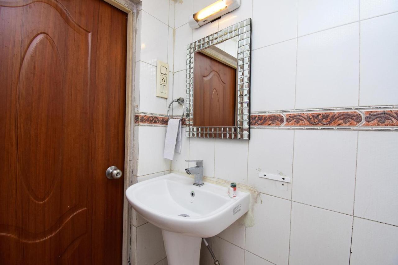 OYO 2510 Hotel Aster Guest House Kalkutta Exterior foto